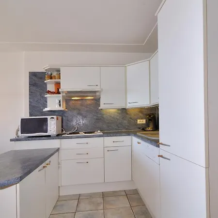 La Caravelle Apartment *