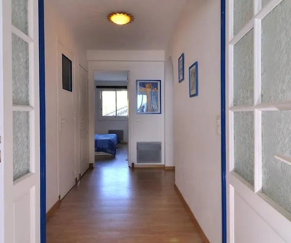 La Caravelle Apartment